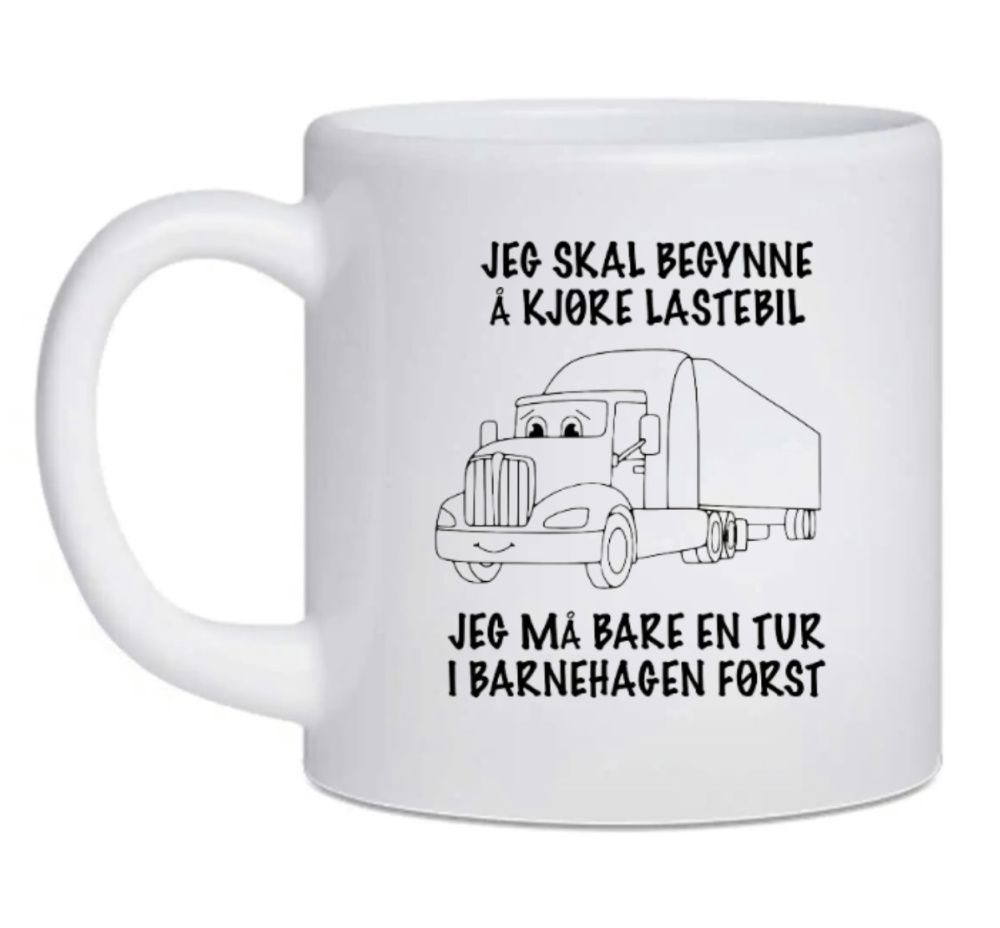 Bilde av BARNEKOPP FOR EN FREMTIDIG LASTEBILSJFR